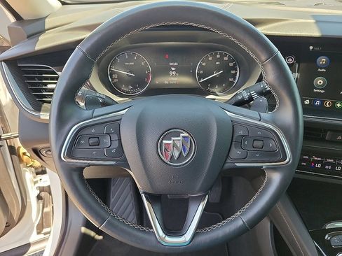 Used 2022 Buick Envision Preferred FWD image 15