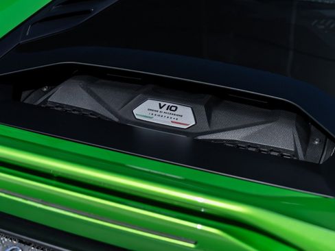 Used 2022 Lamborghini Huracan EVO image 14