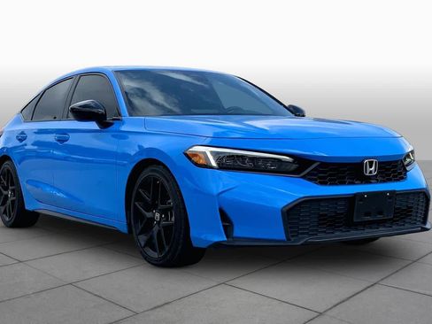 Used 2025 Honda Civic Sport image 3