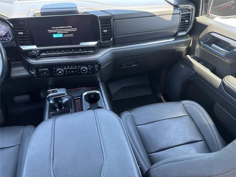 Used 2023 Chevrolet Silverado 1500 LTZ AWD/4WD image 16