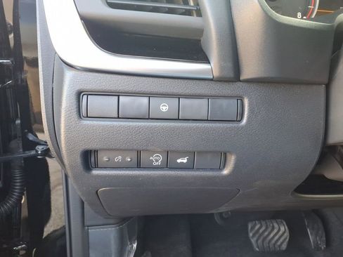 New 2026 Nissan Rogue SV image 18