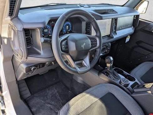 New 2025 Ford Bronco Big Bend image 3