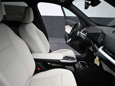 New 2026 BMW X1 xDrive28i w/ Convenience Package image 21