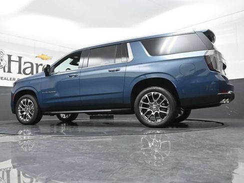 New 2026 Chevrolet Suburban Premier w/ Sun And Tow Package AWD/4WD image 34