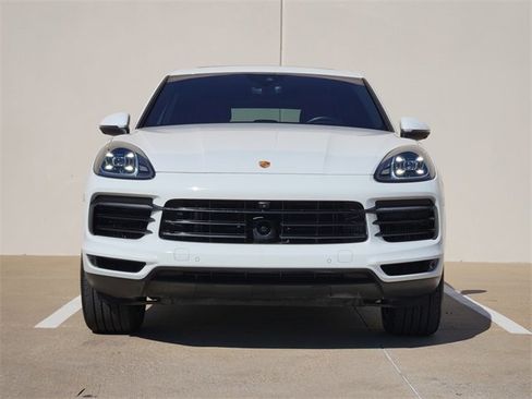 Used 2023 Porsche Cayenne image 2