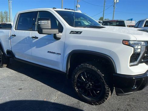 New 2026 Chevrolet Silverado 2500 LTZ image 3