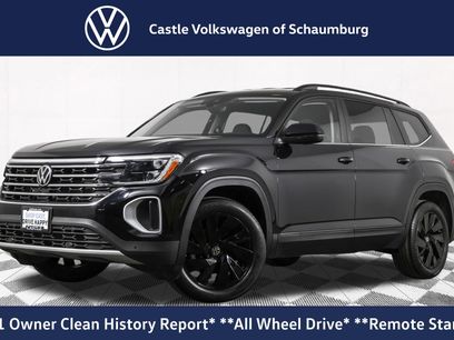 Used 2025 Volkswagen Atlas SE w/ Black Wheel Package