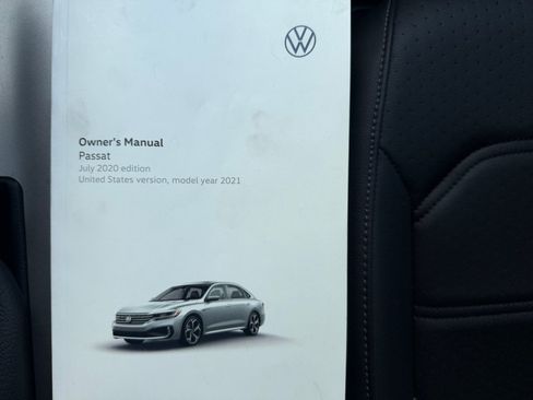 Used 2021 Volkswagen Passat 2.0T R-Line FWD image 34