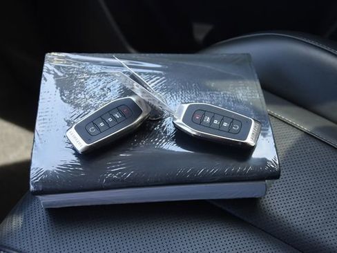 Used 2025 INFINITI QX60 Luxe image 43