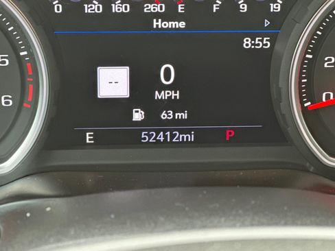 Used 2021 Chevrolet Silverado 1500 High Country w/ Technology Package image 28