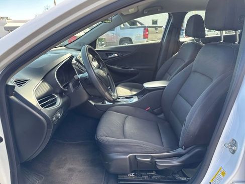 Used 2016 Chevrolet Malibu LS FWD image 18