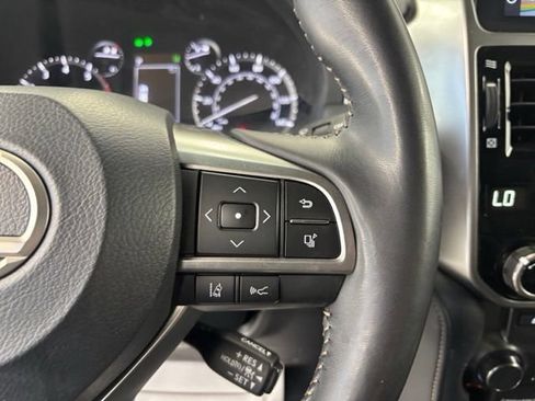 Used 2023 Lexus GX 460 Premium w/ Premium Package AWD/4WD image 16