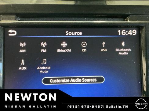 Used 2019 Nissan Rogue SV w/ Premium Package FWD image 27