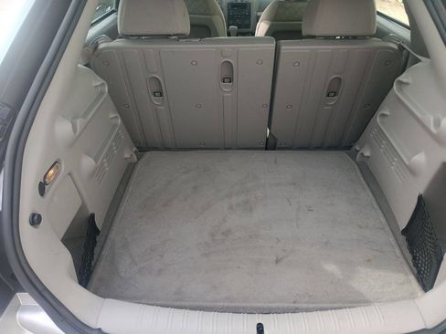 Used 2005 Chevrolet Malibu LS w/ Preferred Equipment Group image 9