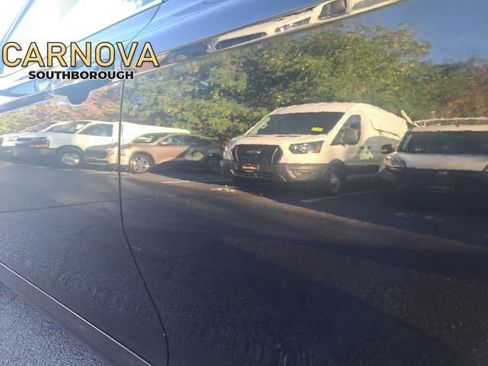 Used 2021 Toyota Camry XLE image 19