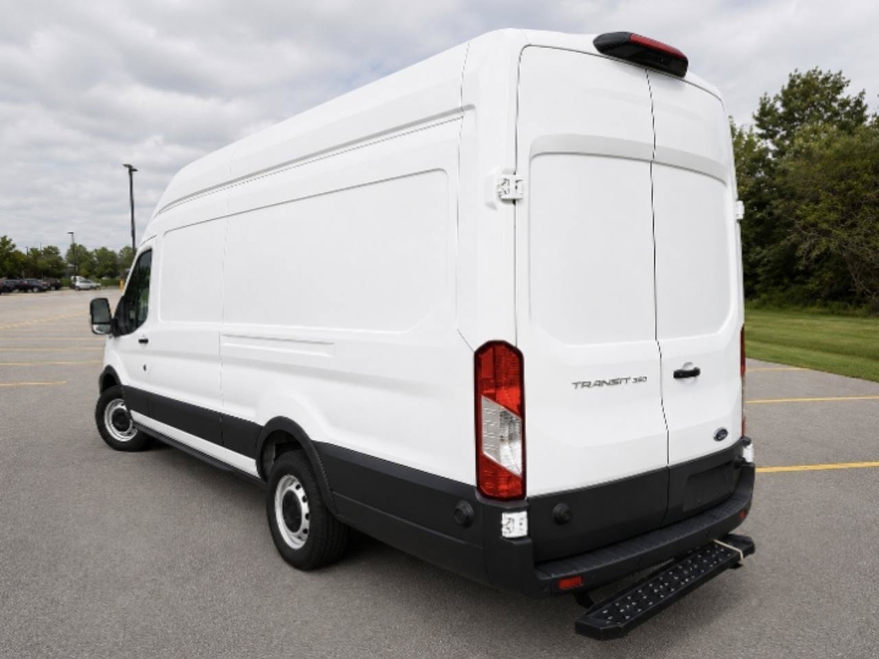 Used 2023 Ford Transit 350 148 High Roof Extended RWD image 10