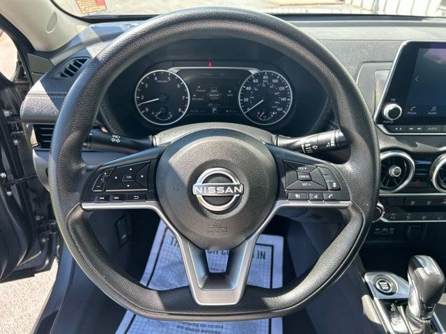 Used 2024 Nissan Sentra SV FWD image 16