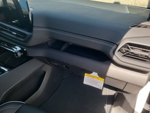 New 2026 Chevrolet Silverado EV LT AWD/4WD image 33