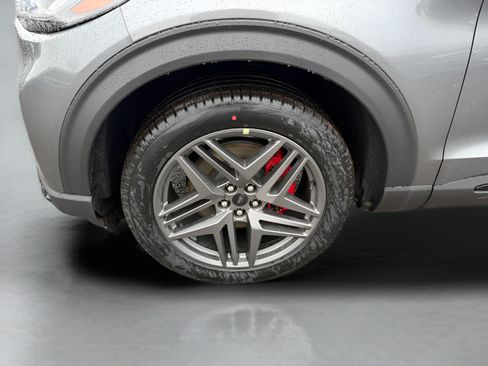 New 2026 Ford Explorer ST-Line w/ ST-Line Street Pack AWD/4WD image 29