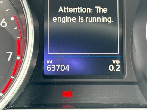 Used 2020 Volkswagen Tiguan SE FWD image 26