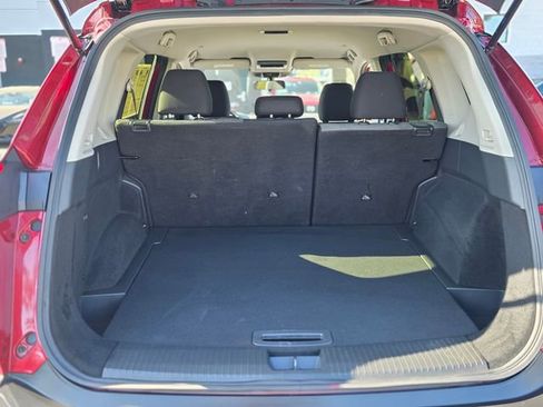 Used 2023 Nissan Rogue SV FWD image 12
