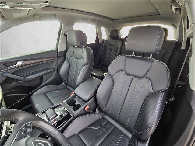 Certified 2025 Audi Q5 2.0T Premium Plus w/ Premium Plus Package AWD/4WD image 14