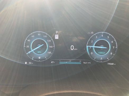 Used 2024 Hyundai Palisade Calligraphy image 5