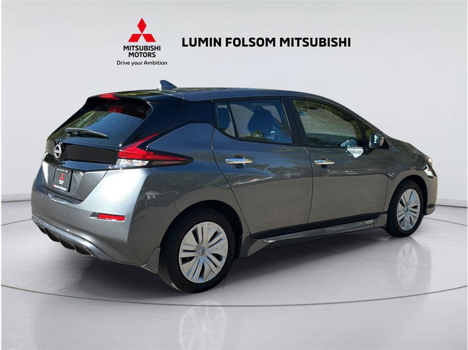 Used 2025 Nissan Leaf S FWD image 5