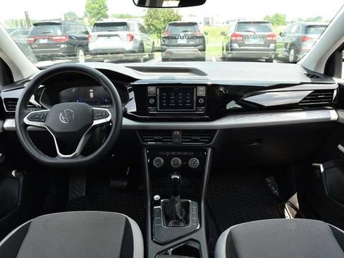 Used 2023 Volkswagen Taos S FWD image 7