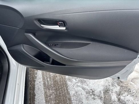 New 2026 Toyota Corolla SE image 9