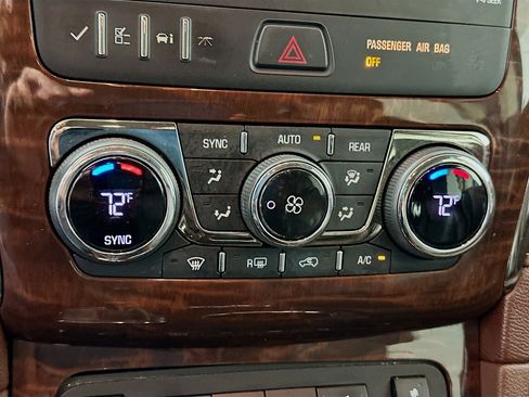 Used 2013 Buick Enclave Leather w/ Trailering Provision Package image 23