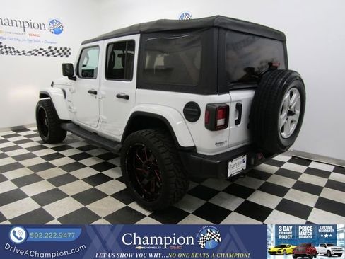 Used 2021 Jeep Wrangler Unlimited Sahara AWD/4WD image 9