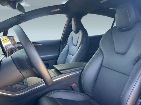Used 2024 Tesla Model X AWD/4WD image 19