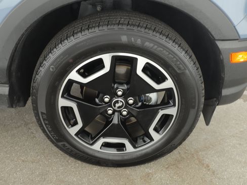 Certified 2024 Ford Bronco Sport Outer Banks w/ Tech Package image 5