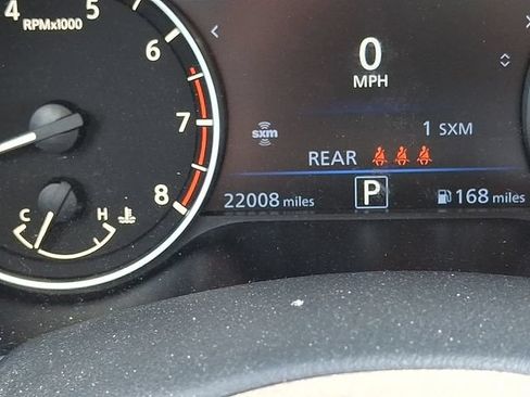Used 2024 Nissan Altima 2.5 SV FWD image 21