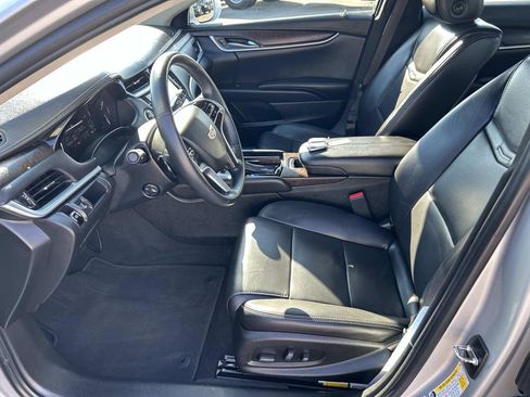 Used 2018 Cadillac XTS Luxury image 21