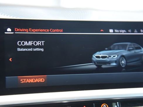 Used 2020 BMW 330i xDrive Sedan w/ Premium Package image 41