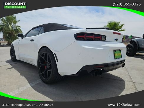 Used 2016 Chevrolet Camaro SS RWD image 5