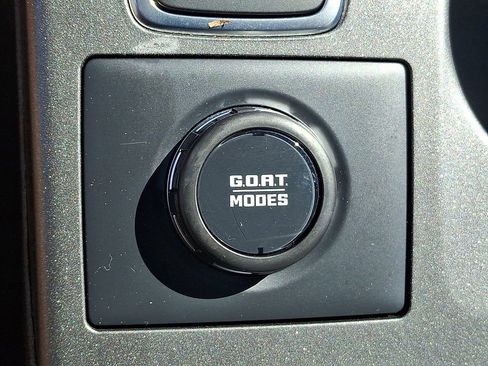 Certified 2025 Ford Bronco Sport Outer Banks w/ Outer Banks Tech Package+ AWD/4WD image 25