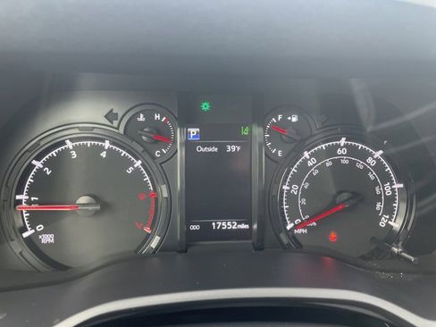 Used 2023 Toyota 4Runner SR5 Premium image 25