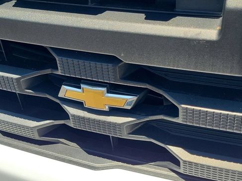 Used 2022 Chevrolet Silverado 1500 W/T RWD image 25
