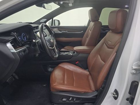Used 2023 Cadillac XT5 Premium Luxury w/ LPO, Floor Liner Package AWD/4WD image 13