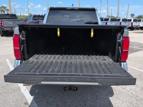 Used 2024 Toyota Tacoma SR5 AWD/4WD image 13