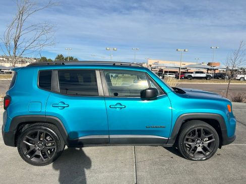 Used 2021 Jeep Renegade Latitude image 10