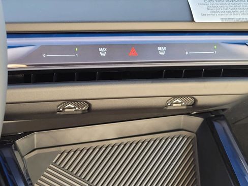 New 2025 BMW X3 xDrive30i w/ M Sport Package image 8