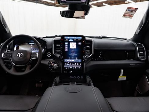 New 2026 RAM 1500 Laramie AWD/4WD image 10
