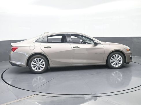 Used 2024 Chevrolet Malibu LT FWD image 7