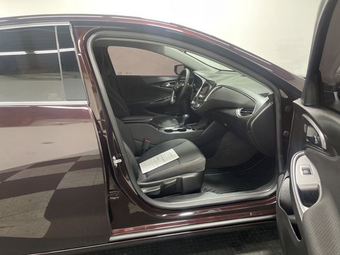 Used 2020 Chevrolet Malibu LS w/ LPO, Convenience Package 2 image 25