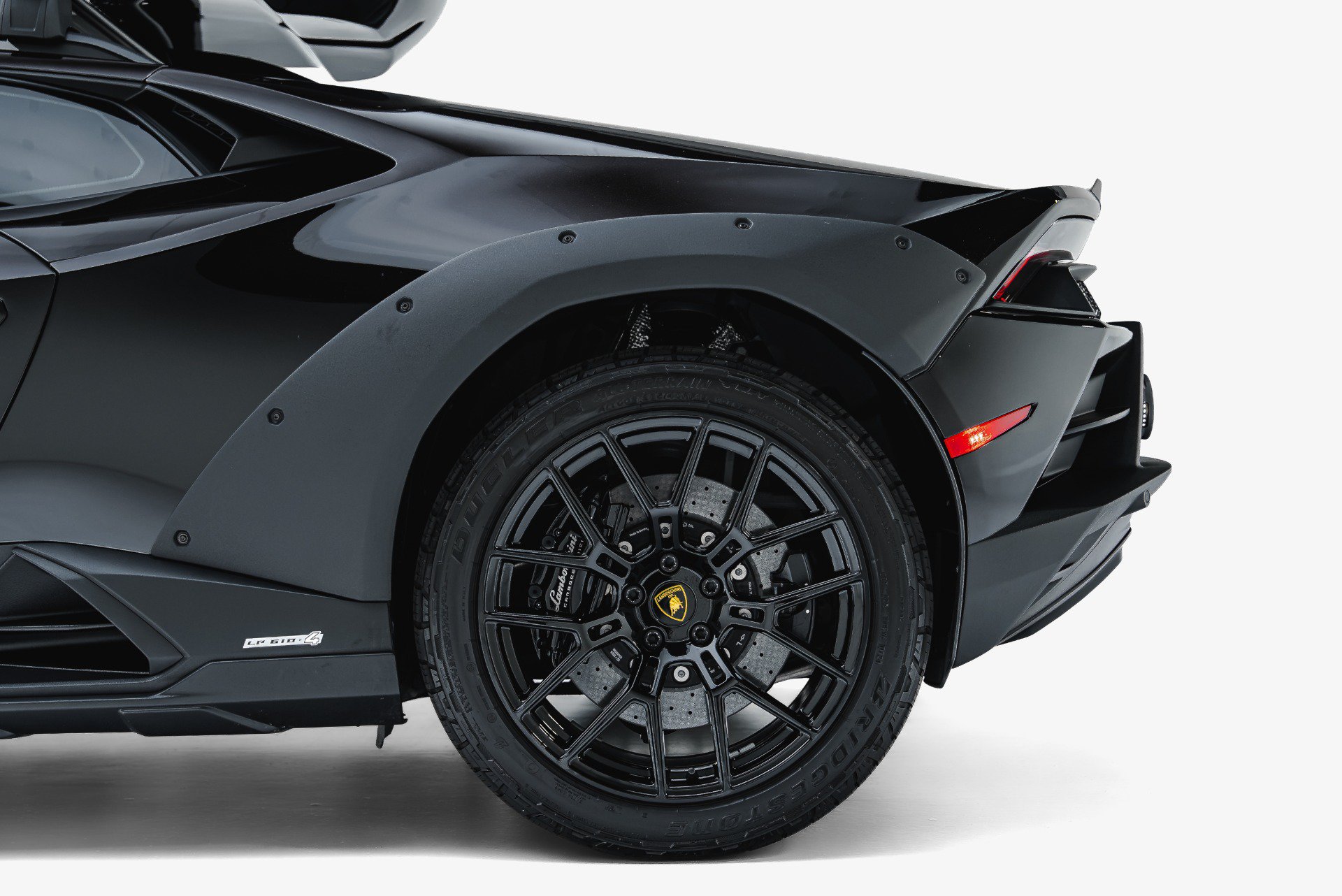 Used 2024 Lamborghini Huracan Sterrato AWD/4WD image 27