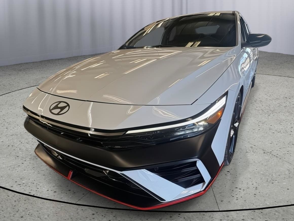 Used 2025 Hyundai Elantra N FWD image 1